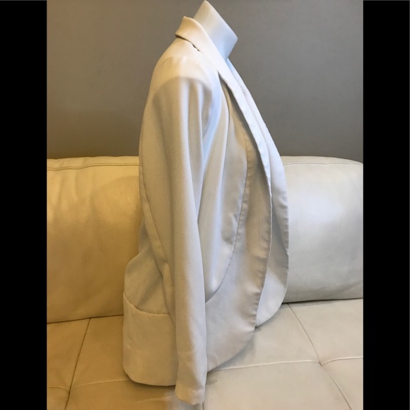 RW&CO White Chevalier Open Faced Blazer size Medium - Picture 3 of 8